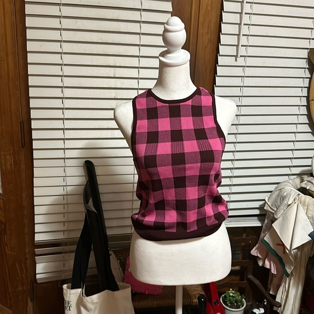 Sweater vest